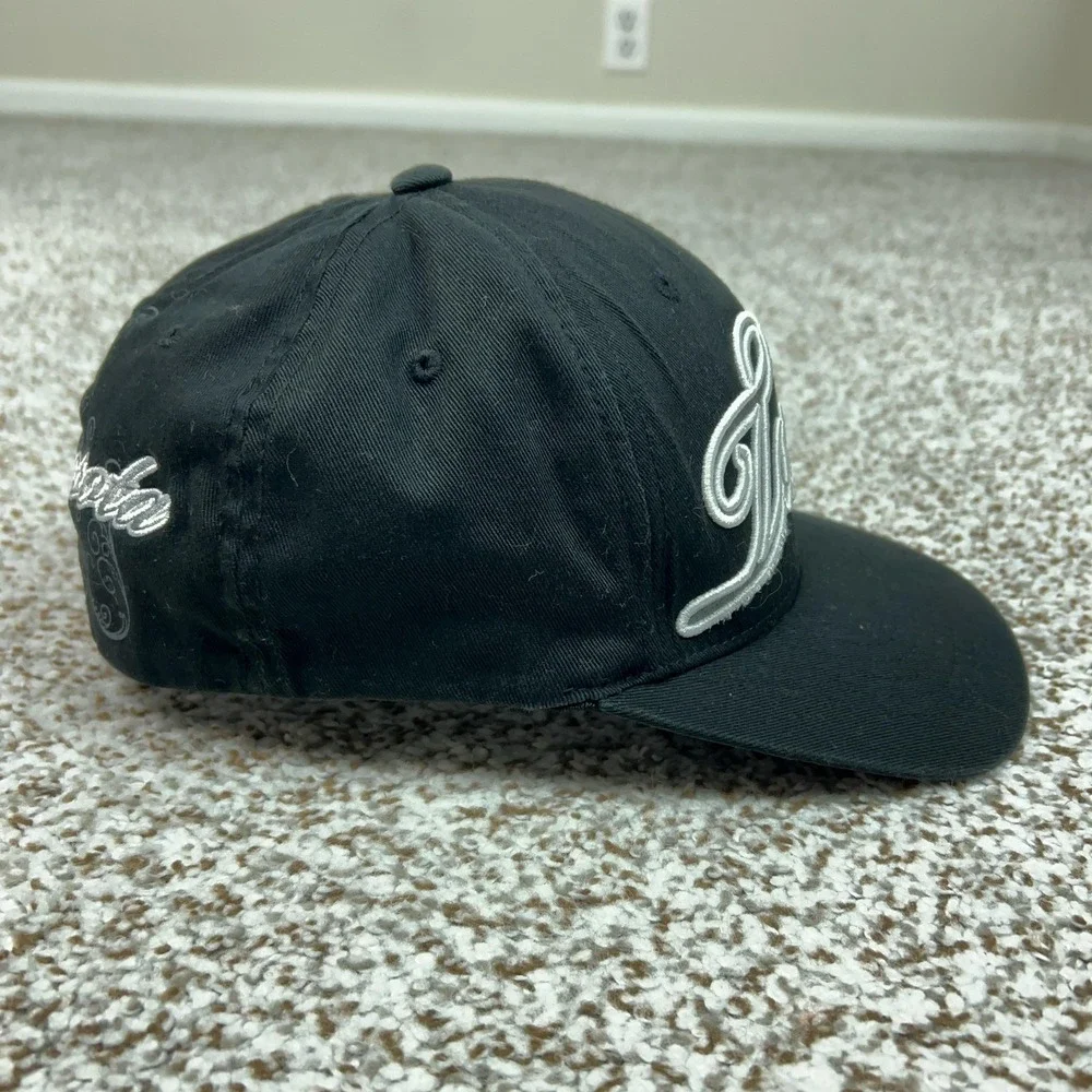 Minnesota Twins Hat Cap Flex Mens One Size Black Gray MLB Baseball Script‎ Sport